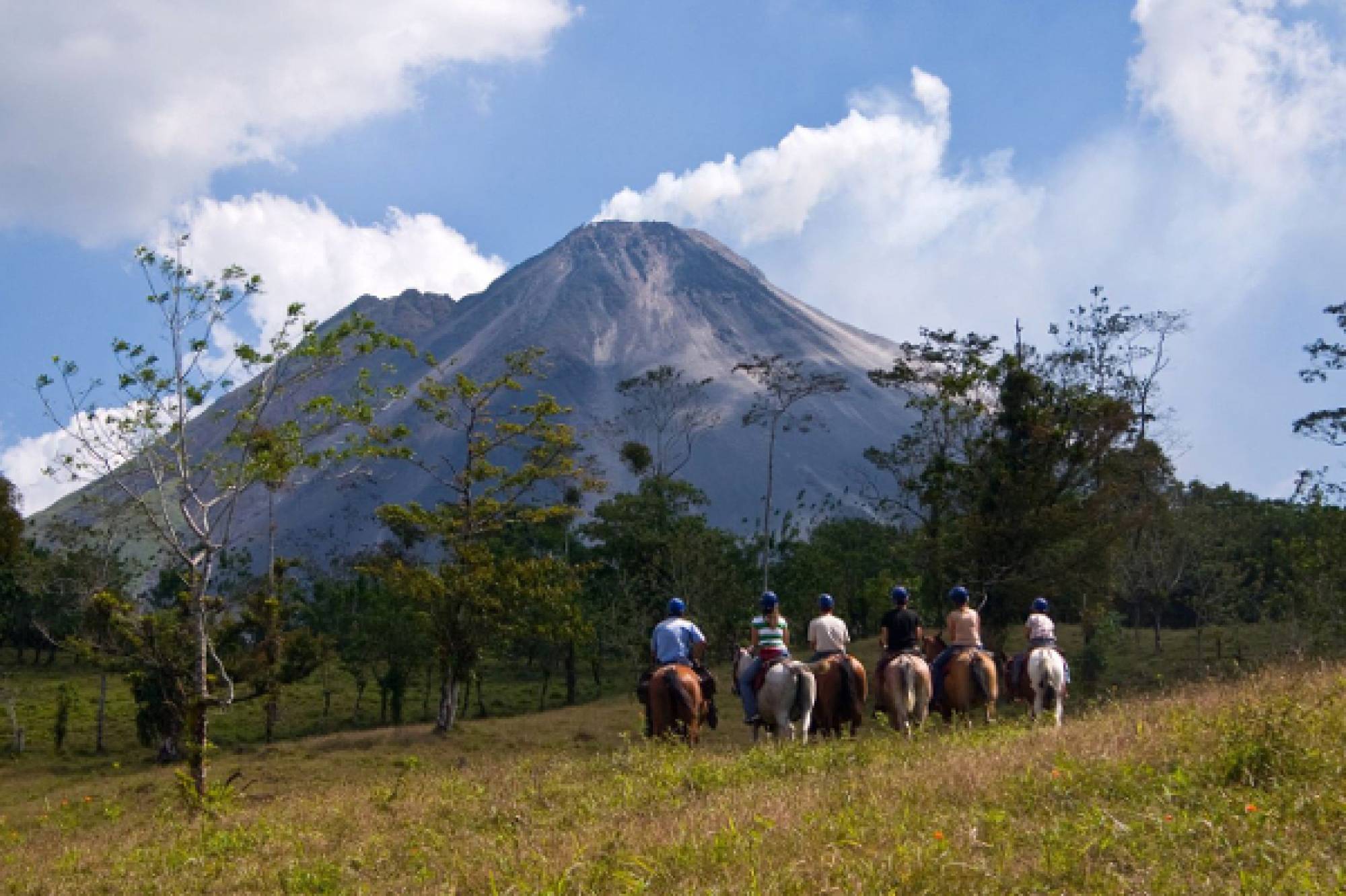 Horseback Riding to La Fortuna Discover Costa Rica Half Day Tour